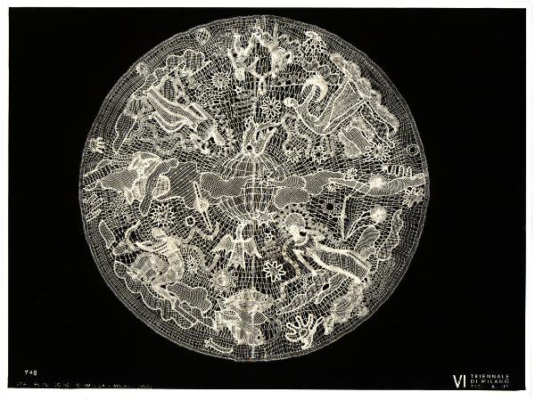 Milano - VI Triennale d'Arte. E.N.A.P.I., tovaglietta rotonda ricamata su disegno di Zimelli.
