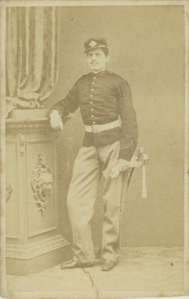 Ritratto maschile - Militare - Allievo della scuola di Cavalleria di Pinerolo membro della banda