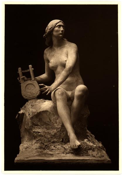 Achille Alberti, Canto della Vittoria, scultura in creta (?) (1917).
