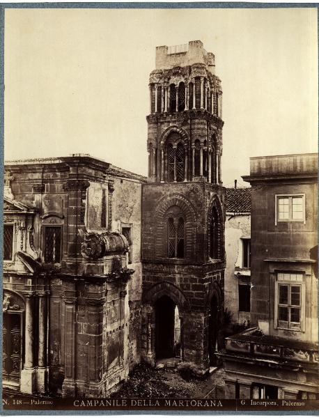 Palermo - Chiesa della Martorana. Veduta col campanile.