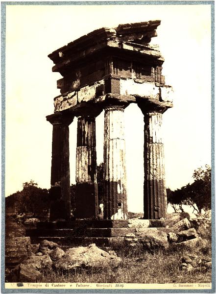 Agrigento - Tempio di Castore e Polluce. Veduta.