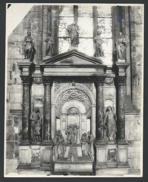 Scultura - Milano - Duomo - navata sinistra - Agostino Busti detto il Bambaia - Altare Vimercati con la Presentazione della Vergine