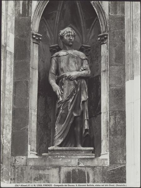 Firenze - Museo dell'Opera del Duomo. Donatello, S. Giovanni Battista, scultura in pietra (1423-27).