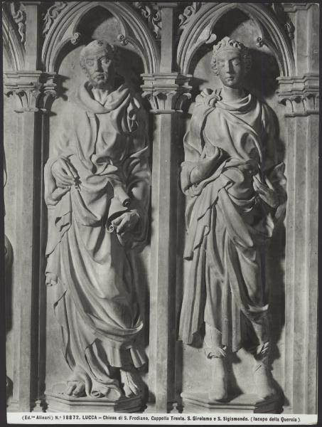 Lucca - Chiesa di S. Frediano. Jacopo della Quercia, Cappella Trenta, S. Girolamo e S. Sigismondo, particolare del polittico in marmo (1422).