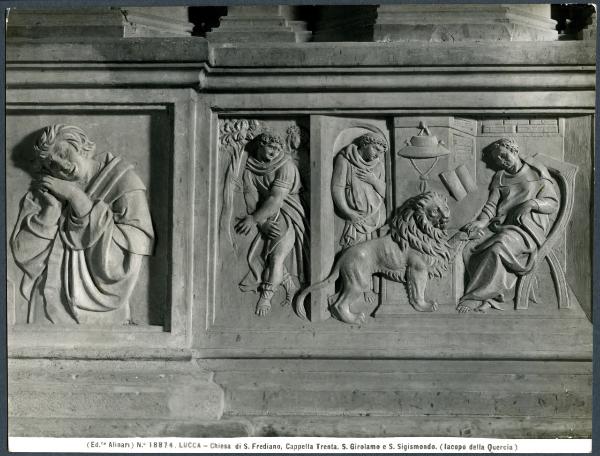 Lucca - Chiesa di S. Frediano. Cappella Trenta, Jacopo della Quercia, S. Girolamo e il leone, bassorilievo in marmo della predella (1422).