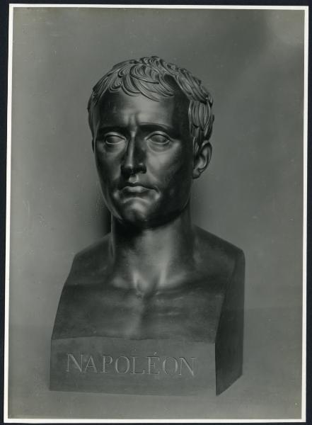 Milano - Palazzo Reale. Busto di Napoleone I, scultura in bronzo.