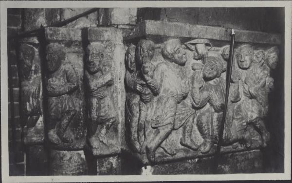 Capitello - Lapidazione di S. Stefano - Piacenza - Duomo - Controfacciata