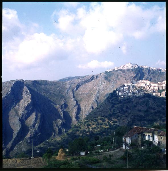 Calabria - Maierà - Grisolia - Montagne - Casolare - Veduta