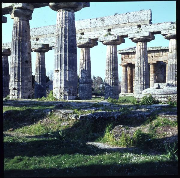 Campania - Parco archeologico di Paestum - Tempio di Hera