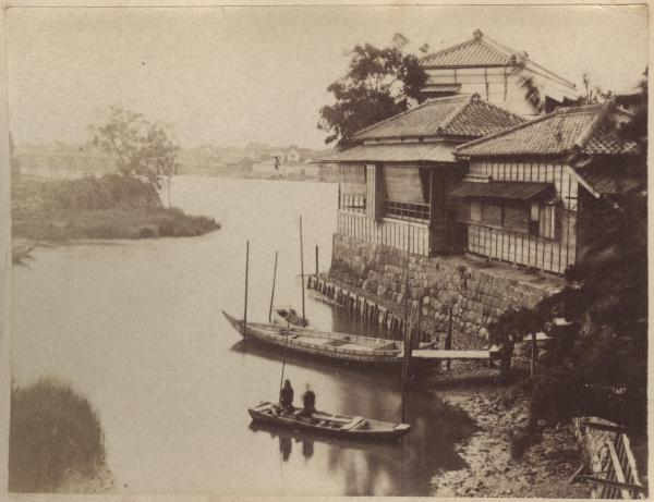 Giappone - Kanazawa ? - Abitazioni lungo il fiume - Casa da tè - "Meisho"