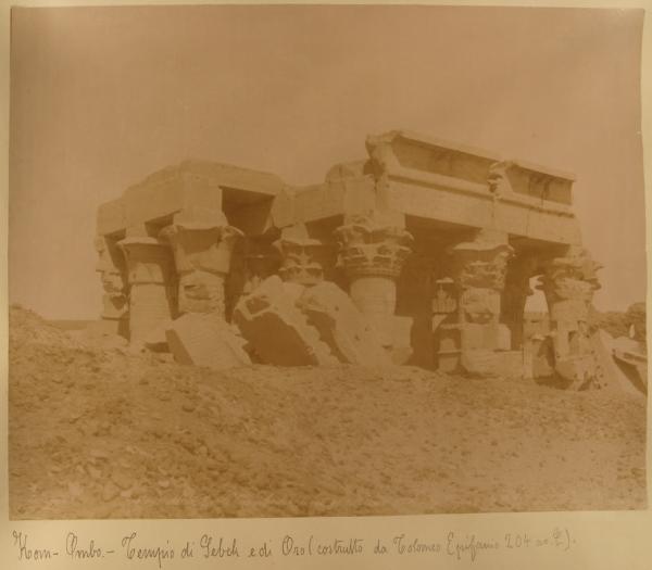 Egitto - Kom Ombo - Tempio di Sobek e Haroeris - Sala ipostila - Colonne