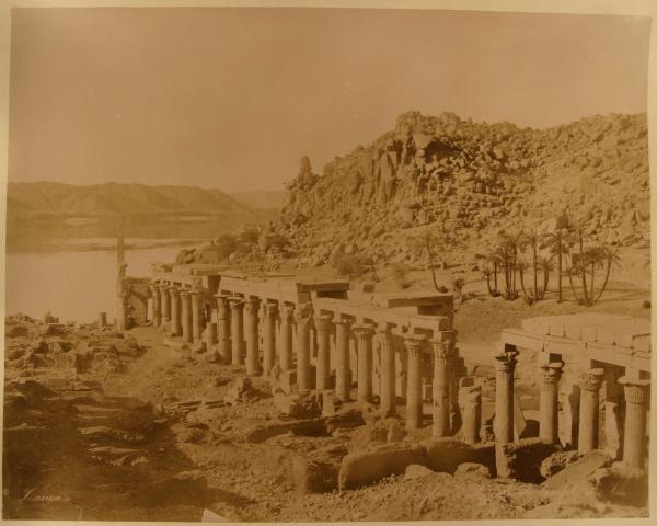 Egitto - Phile - Tempio dedicato a Iside - Nilo
