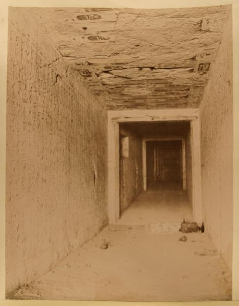 Egitto - Luxor - Valle dei Re - Tomba KV 17 di Seti I - Interno - Corridoio d'ingresso