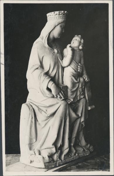 Scultura - Madonna con Bambino - Giovanni di Balduccio - Pisa - Chiesa di Santa Maria della Spina