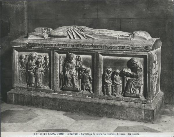 Sarcofago - Sarcofago del vescovo Bonifacio da Modena - Como - Cattedrale