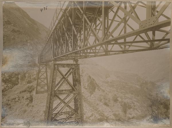 Perù - Challapa - Gola - Montagna - Ponte ferroviario