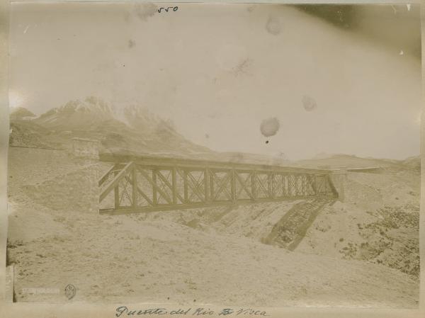 Perù - Ferrovia - Ponte ferroviario - Ponte sul Fiume Visca