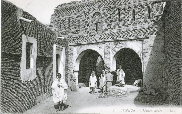 Tunisia - Tozeur - Abitazione araba