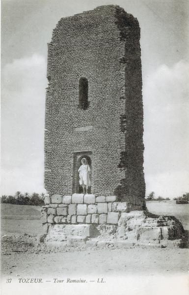 Tunisia - Tozeur - Torre di epoca romana