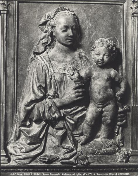 Rilievo - Madonna con Bambino - Andrea Verrocchio - Firenze - Museo Nazionale del Bargello