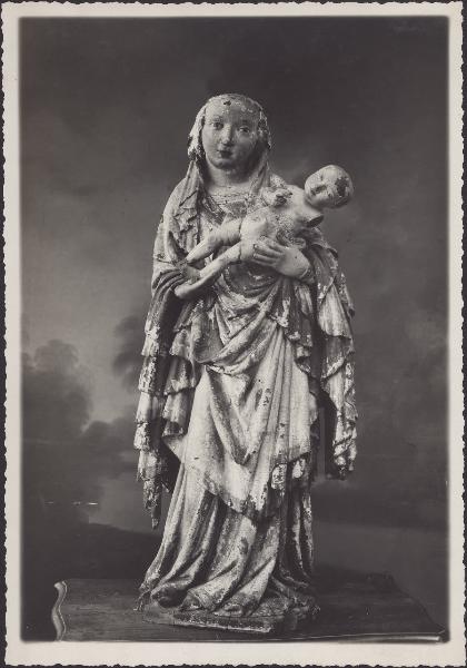 Scultura - Madonna con Bambino - Bolzano - Museo Civico (?)