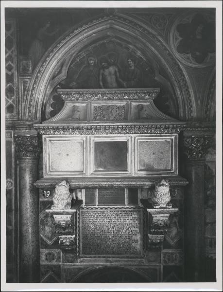 Monumento funebre - Tomba della famiglia Rossi - Padova - Basilica di S. Antonio