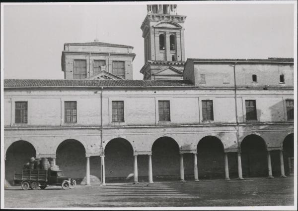 Mantova - Palazzo Ducale - Cortile