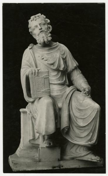 Scultura - Apostolo (inv. 1427 sculture) - Agostino Busti detto il Bambaia - Milano - Castello Sforzesco - Museo d'arte antica - Sala 15 o degli Scarlioni.