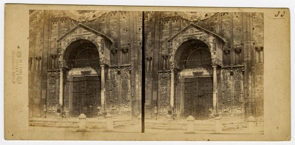 Verona - Basilica di San Zeno - Protiro e portale d'ingresso