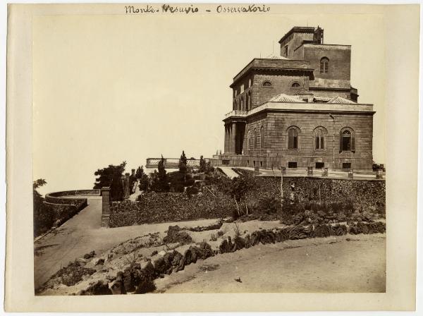 Vesuvio - Colle del Salvatore - Osservatorio Vesuviano