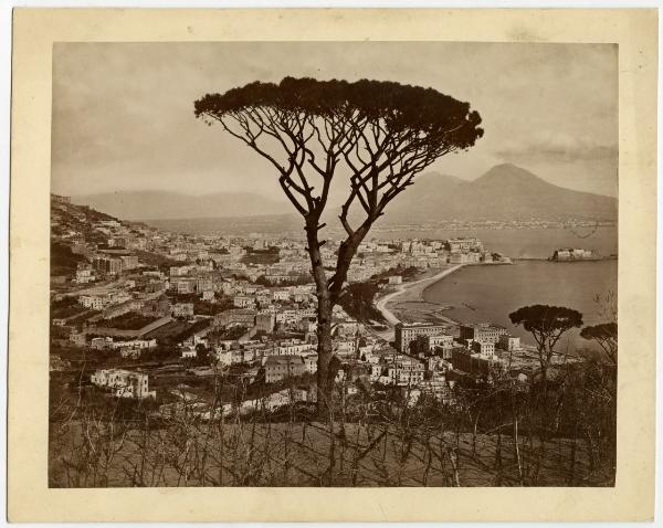 Napoli - Panorama dal Parco Vergiliano a Piedigrotta