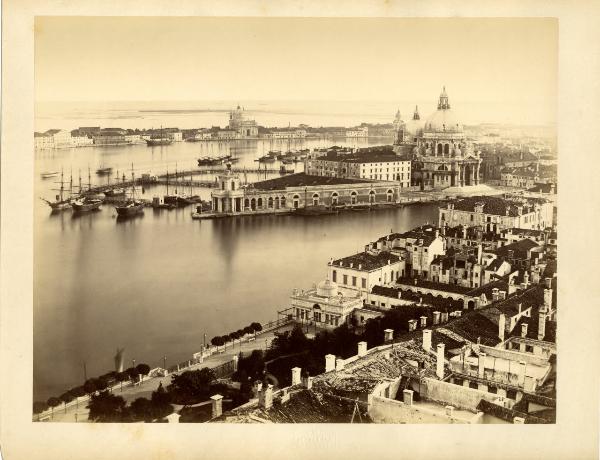 Venezia - Panorama dal Campanile di San Marco verso Punta della Dogana