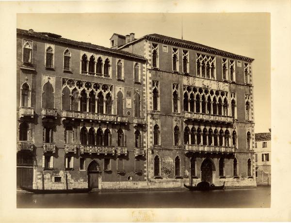 Venezia - Canal Grande - Palazzo Giustinian e Ca' Foscari - Prospetto principale