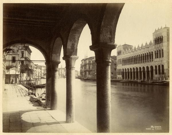 Venezia - Canal Grande - Fondaco dei Turchi o Fontego dei Turchi