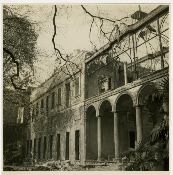 Milano - bombardamenti 1943 - Palazzo Visconti di Modrone - via cerva 28