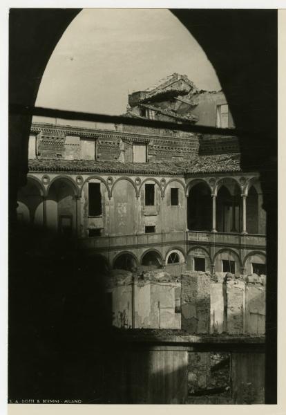 Milano - bombardamenti 1943 - Ca' Granda (ex Ospedale Maggiore)
