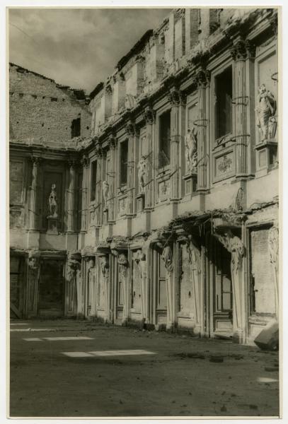 Milano - bombardamenti 1943 - Palazzo Reale
