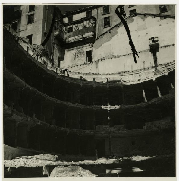 Milano - bombardamenti 1943 - Teatro Manzoni