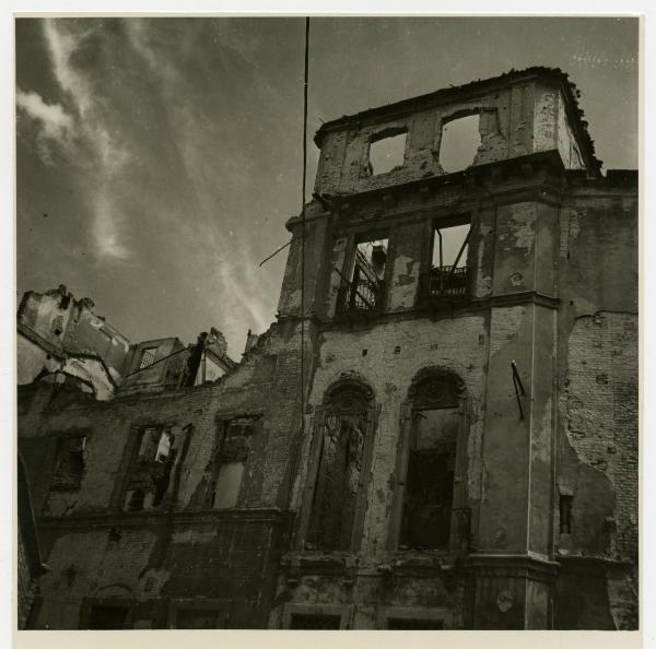 Milano - bombardamenti 1943 - Via Olmetto
