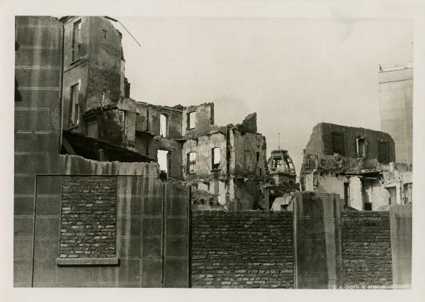 Milano - bombardamenti 1943 - Via Torino