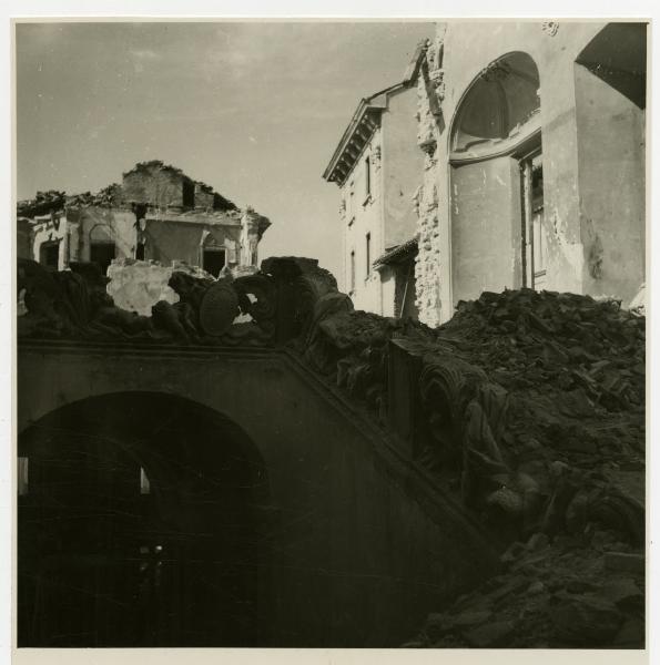 Milano - bombardamenti 1943 - Via S. Maurilio
