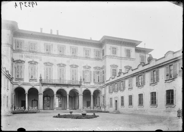 Lombardia - Merate - Villa Trivulzio