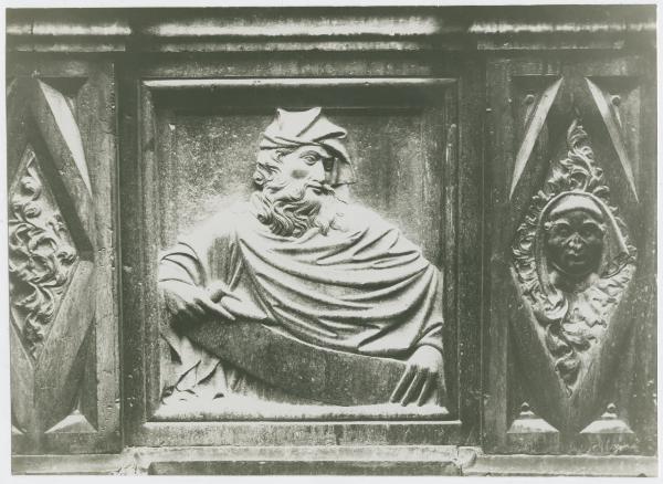 Scultura - Bassorilievo con un Profeta, G. Barozzo (attr.), sec. XV - Bologna - S. Petronio, finestrone del lato occidentale