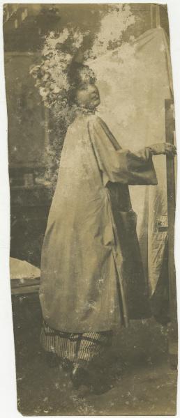 Ritratto femminile - Donna con cappello con fiori - Milano - Officine G. Ricordi, studio di Leopoldo Metlicovitz