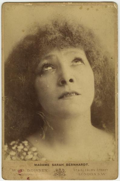 Ritratto femminile - Sarah Bernhardt, attrice - Lacrima