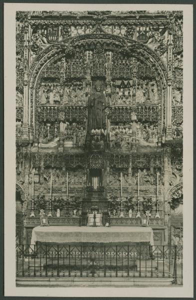 Scultura, altorilievo scolpito nel calcare - Pala d'altare di San Nicola - Simón de Colonia - Burgos - Chiesa di San Nicola di Bari - Interno - Altare