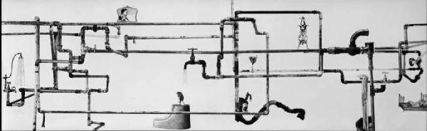 Fotocomposizione di tubi idraulici e immagini d'arredamento ritagliate da repertori di inizio '900