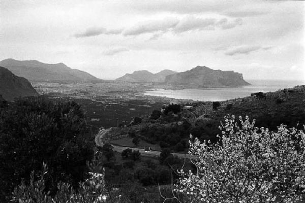 Itinerario Garibaldino. Passo di Gibilrossa - Paesaggio - La Conca d'oro - Palermo - Il Monte Pellegrino