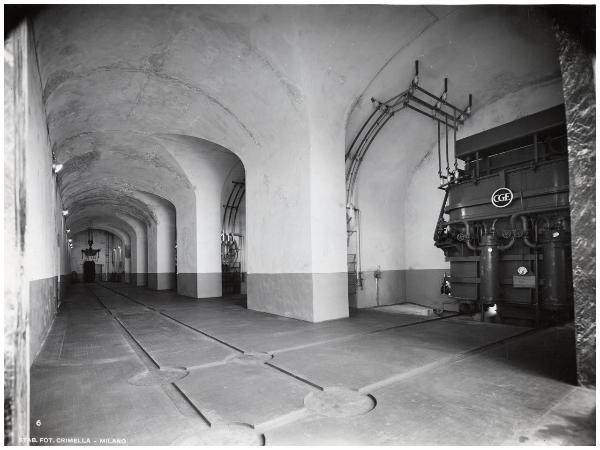 Bressanone - Centrale idroelettrica - Celle trasformatori - Sala smontaggio