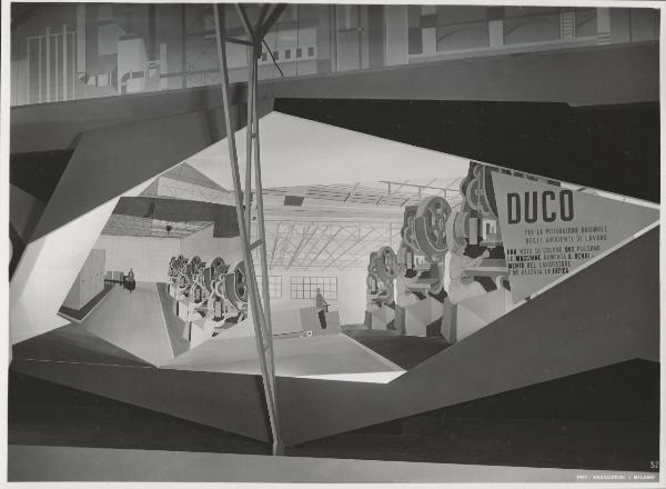 Milano - Fiera campionaria del 1950 - Padiglione Montecatini - Sala prodotti chimici diversi - Sezione Duco
